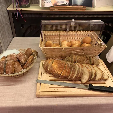 Otel San Rocco 3*
